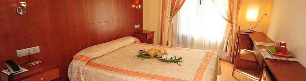 Hotel Jaques Jaca Ngoại thất bức ảnh