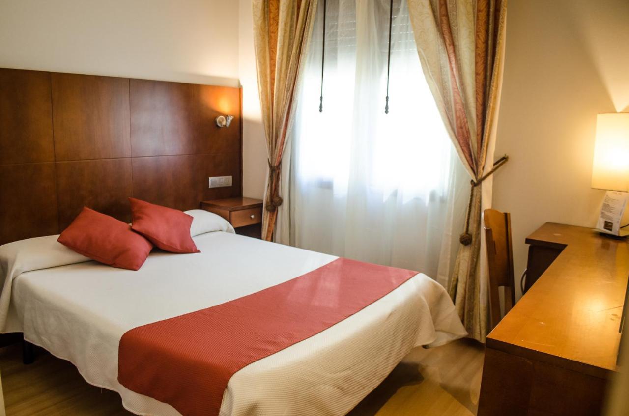 Hotel Jaques Jaca Ngoại thất bức ảnh